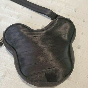 Harveys Mickey Mouse Head Seatbelt Convertible Bag